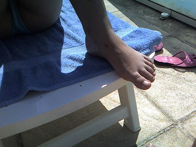 16P Melissa's Sexy Feet