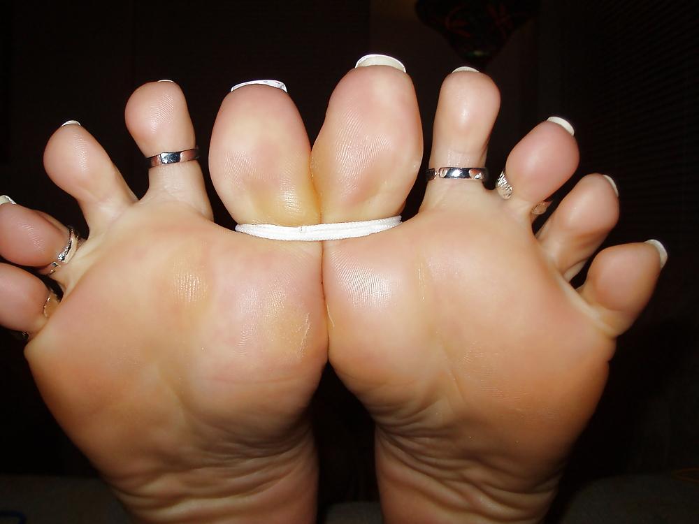 19P Long toenails # 3