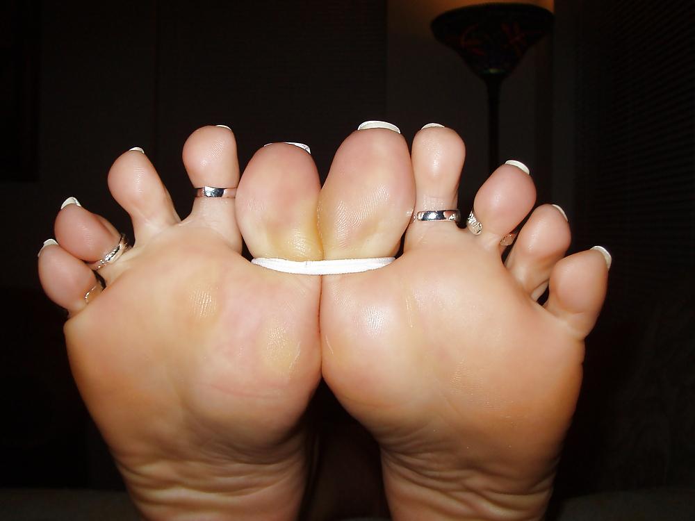 19P Long toenails # 3