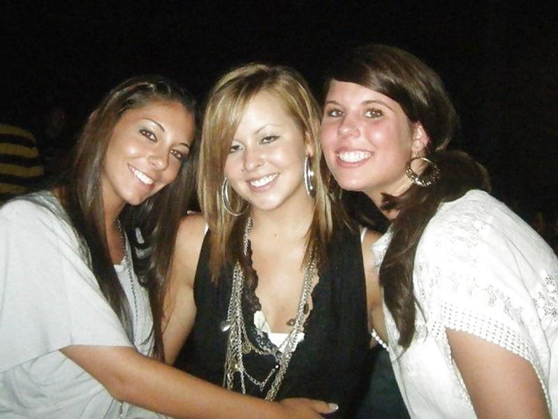 25P Good Times - Party Girls