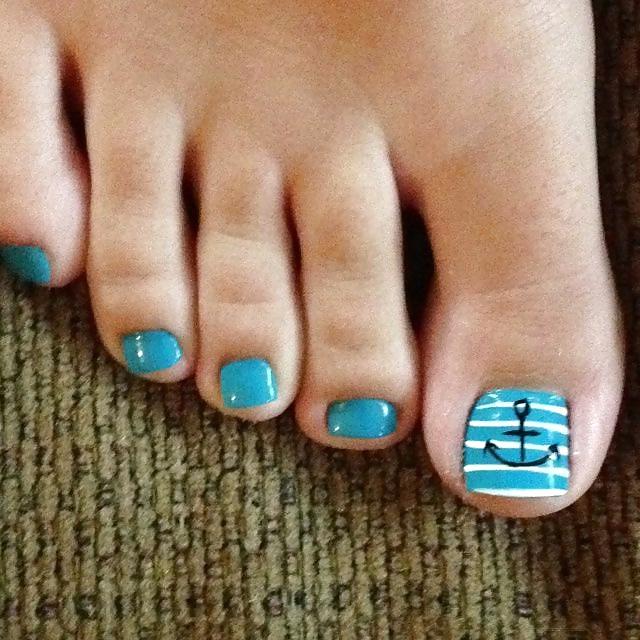 13P Painted nails - toes
