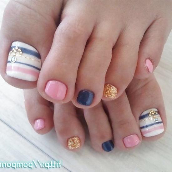 13P Painted nails - toes