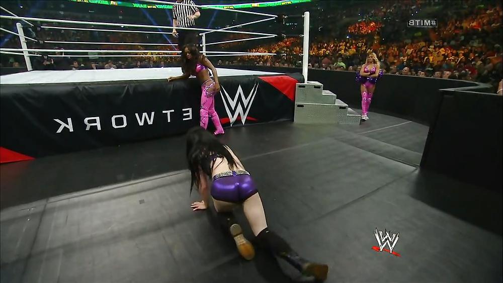 25P Paige Cameltoe & Ass WWE Battleground & MitB 