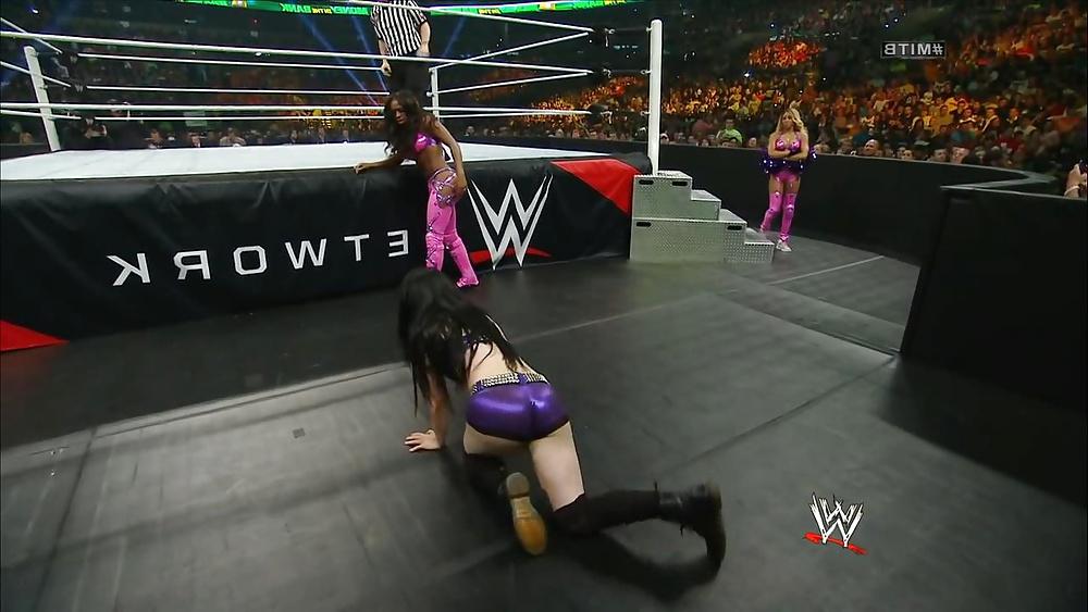 25P Paige Cameltoe & Ass WWE Battleground & MitB 