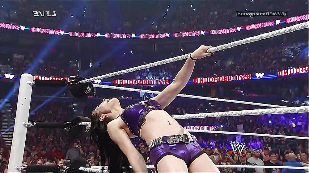 25P Paige Cameltoe & Ass WWE Battleground & MitB 