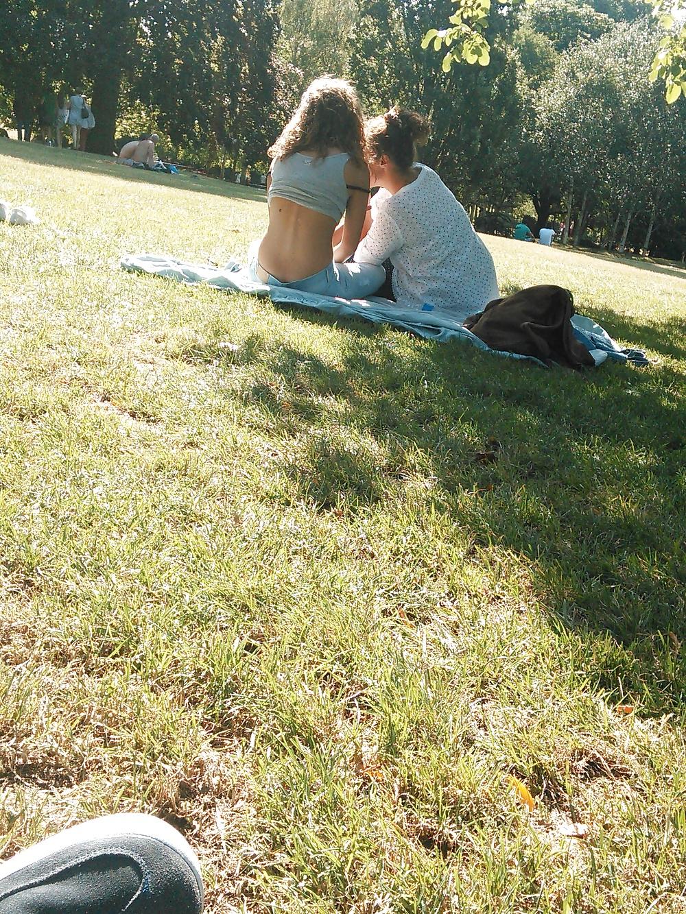 8P Londonperv's Candids 2014 - vol 9 (In the Park)