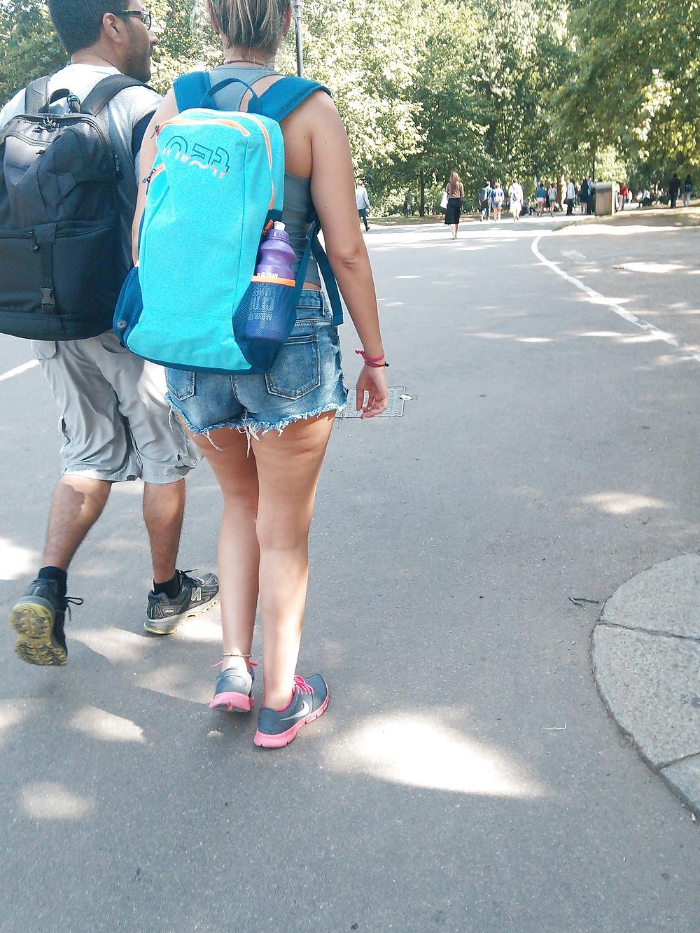 8P Londonperv's Candids 2014 - vol 9 (In the Park)