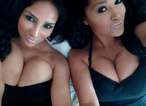 20P Busty Black Russian Bombshell
