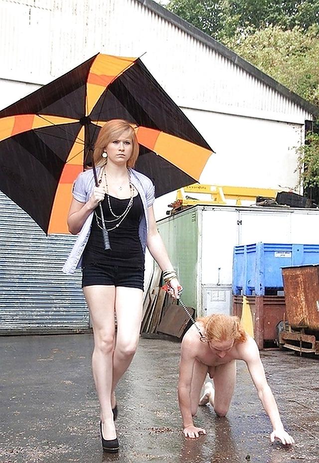 12P Domme leashes slave Puplic - Sklaven oeffentlich vorgefuehrt