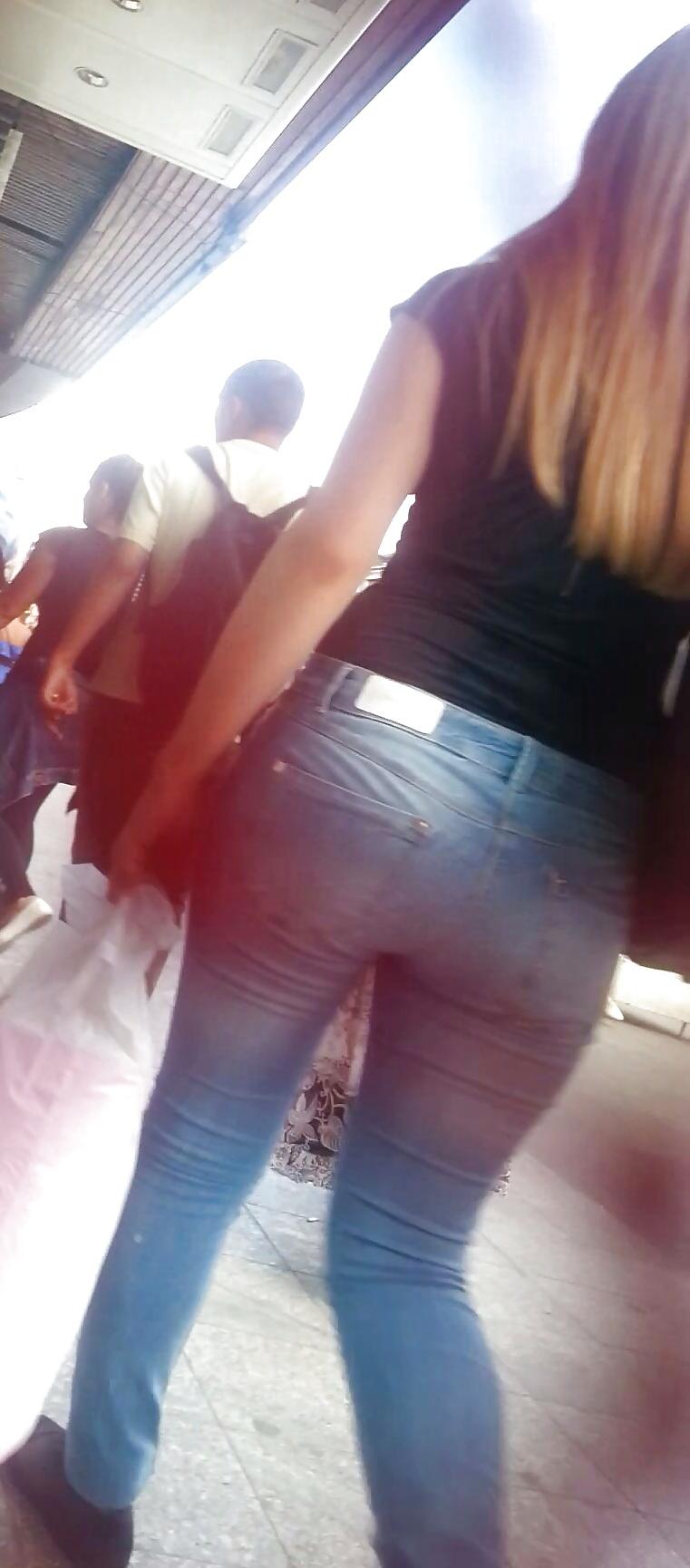 21P Spy sexy ass romanian