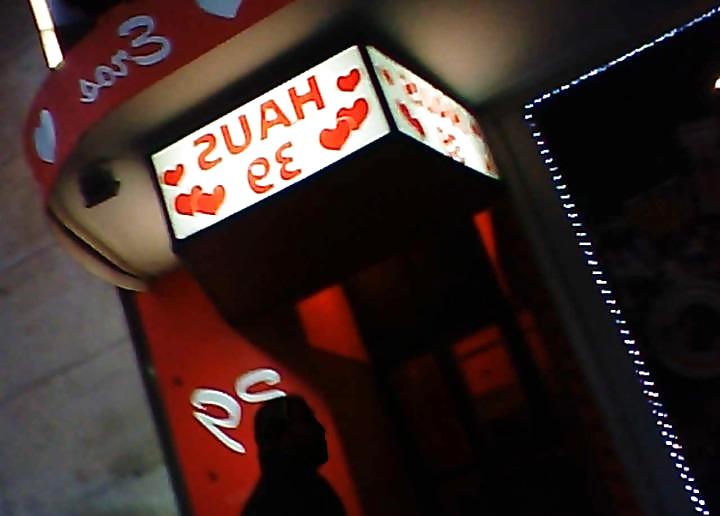 25P 15.11.2011 whorehouse frankfurt taunusstrasse 39