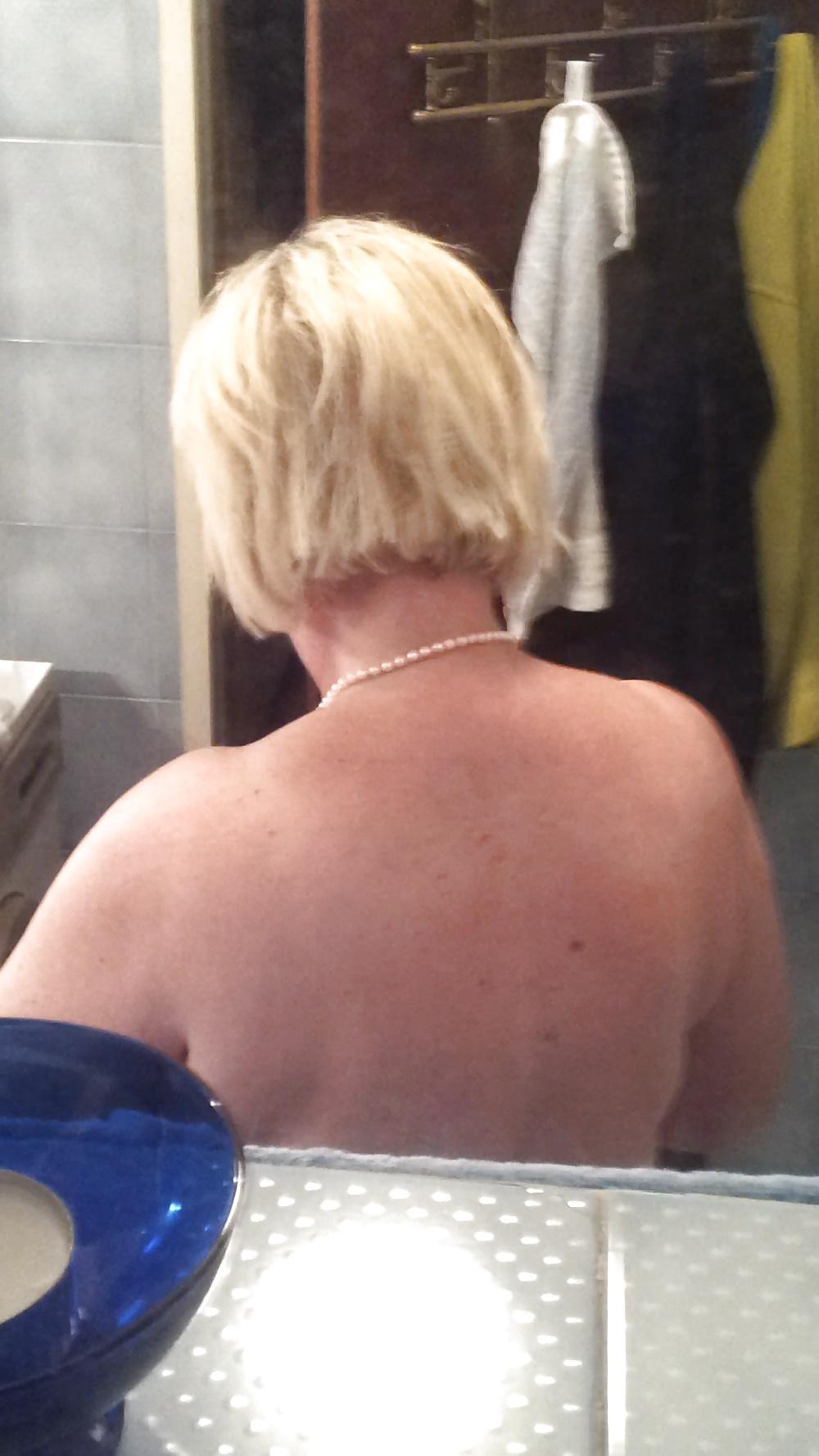 7P Hidden window bbw granny