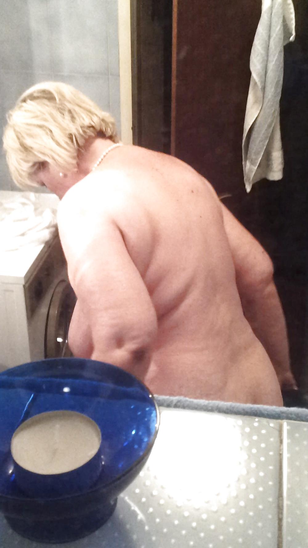 7P Hidden window bbw granny