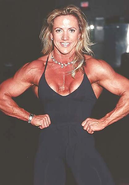 25P Gayle-Mature Female Bodybuilder