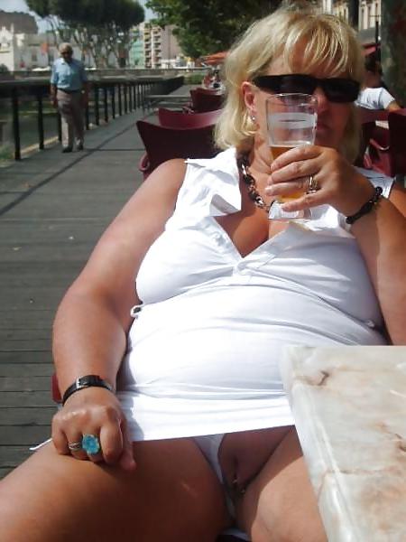 10P Upskirt 3