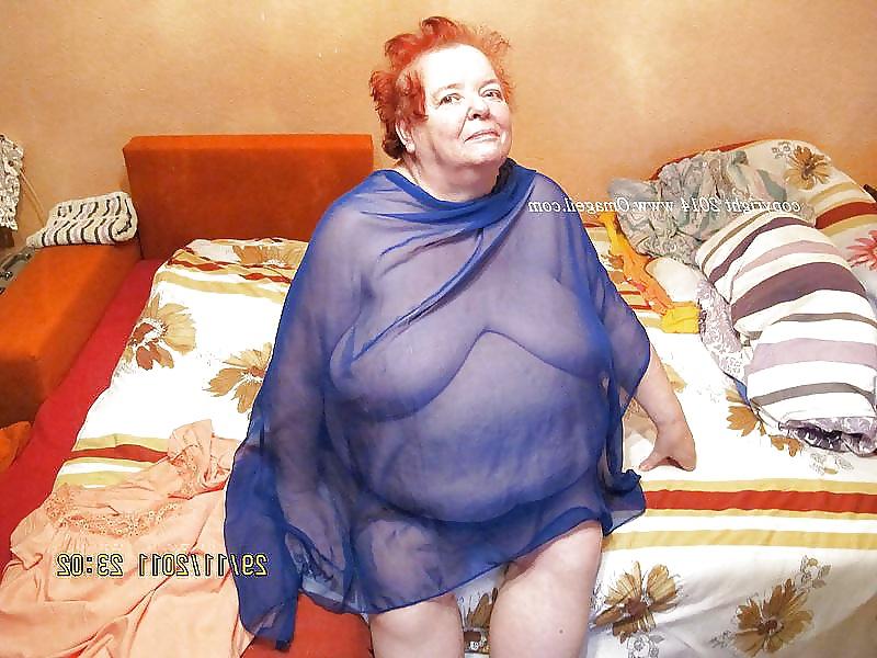 25P Granny Home 