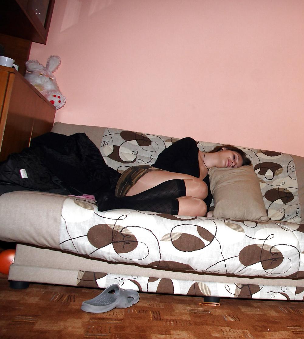 25P Party girls in pantyhose