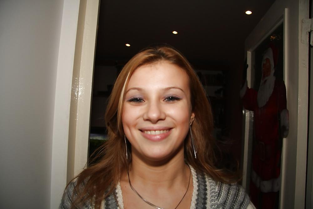 25P Party girls in pantyhose