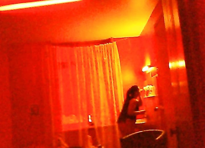 25P 14.11.2011 whorehouse moselstrasse 42 frankfurt