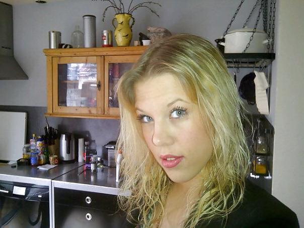 25P Dutch slut 81