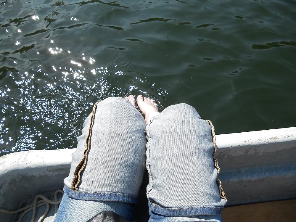 7P Feet of Friends