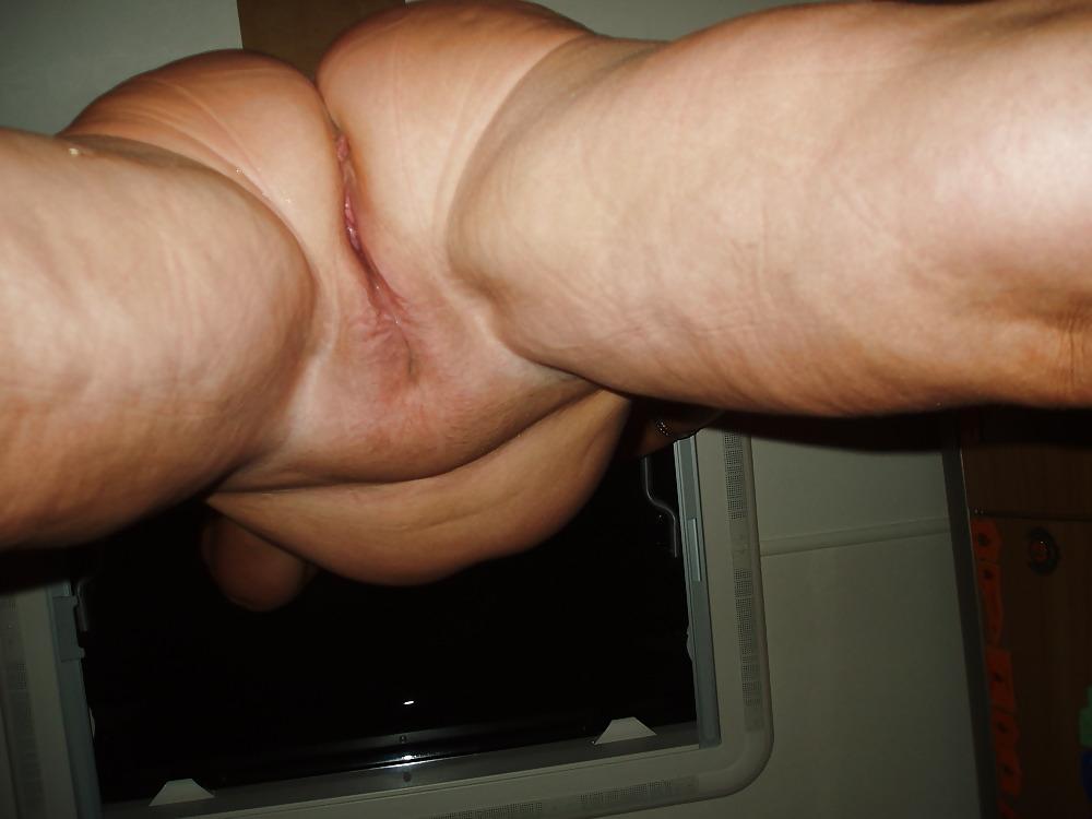 5P Wife on show