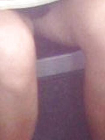 4P Candid Upskirt 