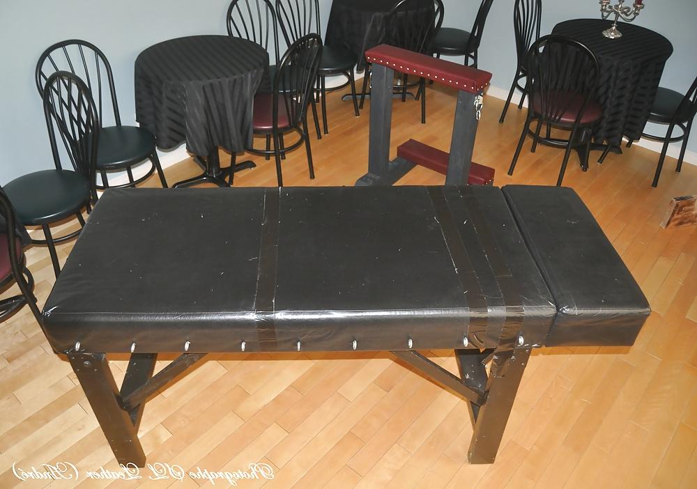 25P DUNGEON SHERBROOKE   DONJON SHERBROOKE