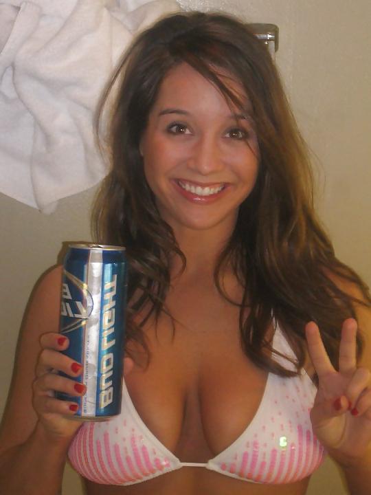 22P Amateur wives share photos