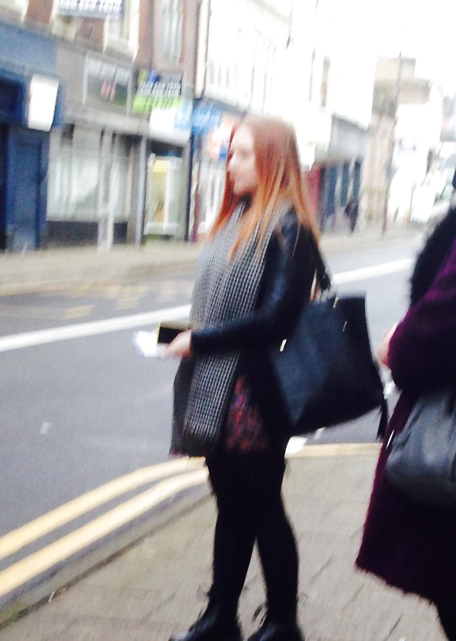 22P Girls in the street