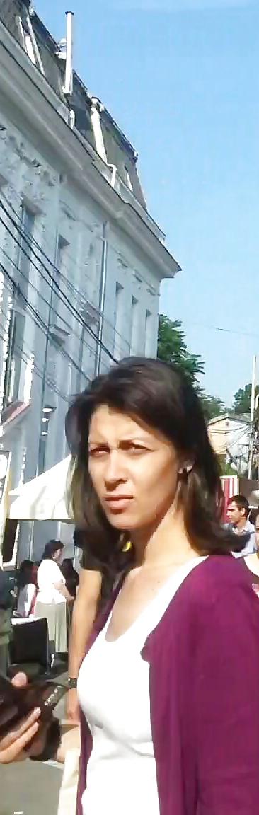 25P Spy old + young face romanian
