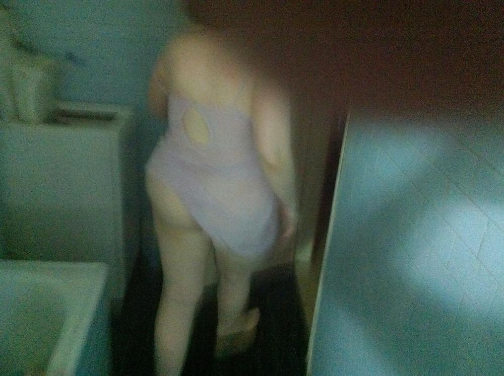 22P IM FUCKING MARRIED MILF IN HER HOME  WHEN SHE CAN 