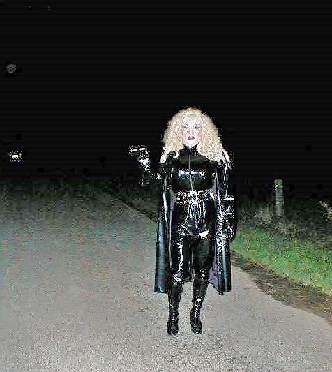 20P Leather Doll