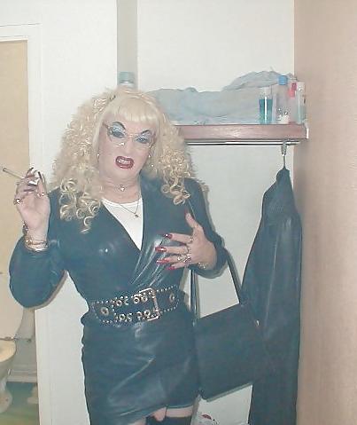 20P Leather Doll