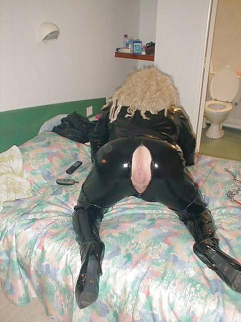 20P Leather Doll