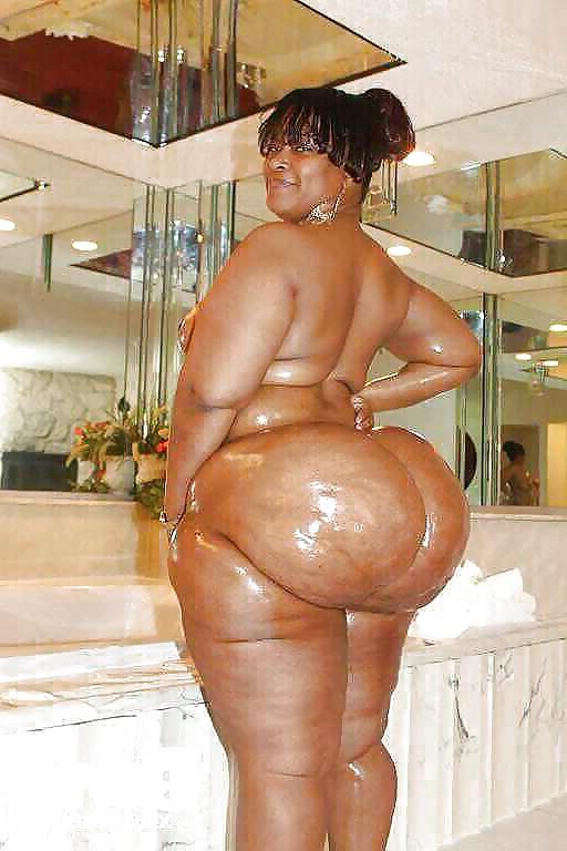 25P Big Ass Adult Entertainer: #4 The Butt 