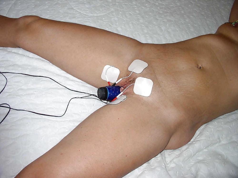 25P Electro torture for the slut