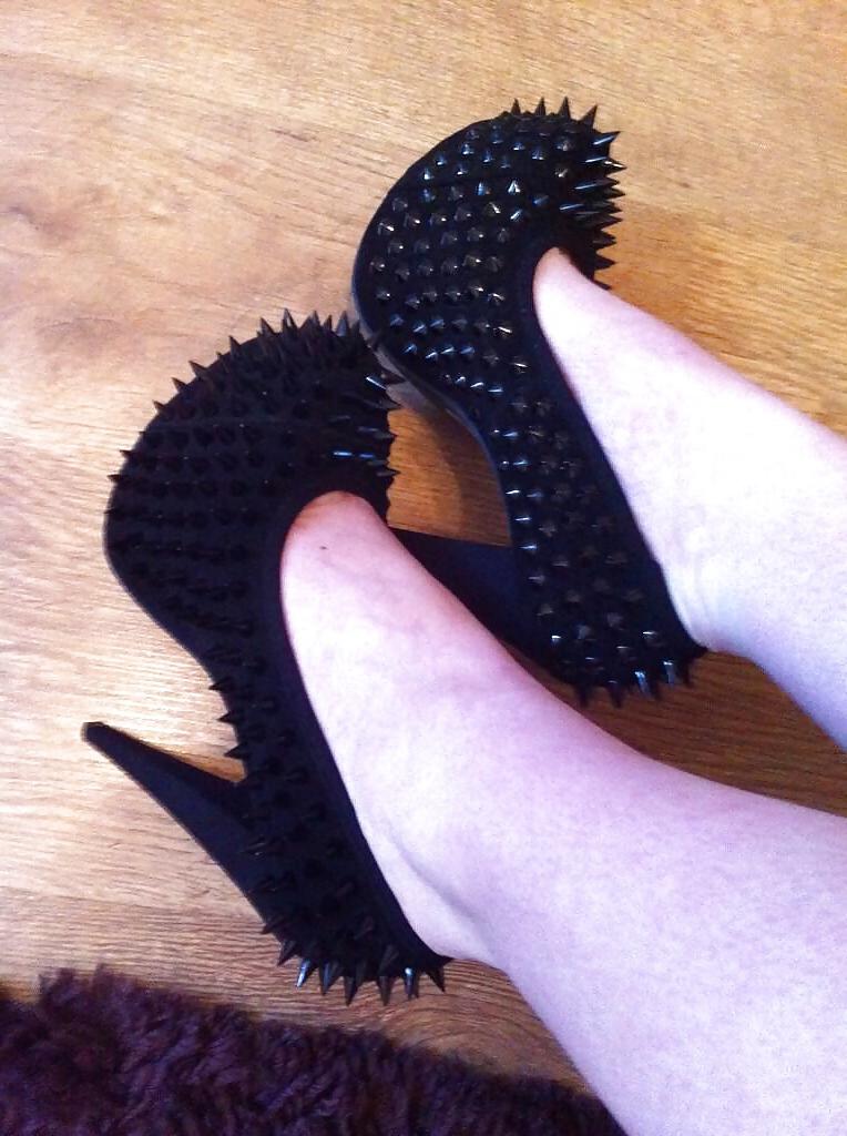25P Mistress, Domination & Ballbusting Heels 3
