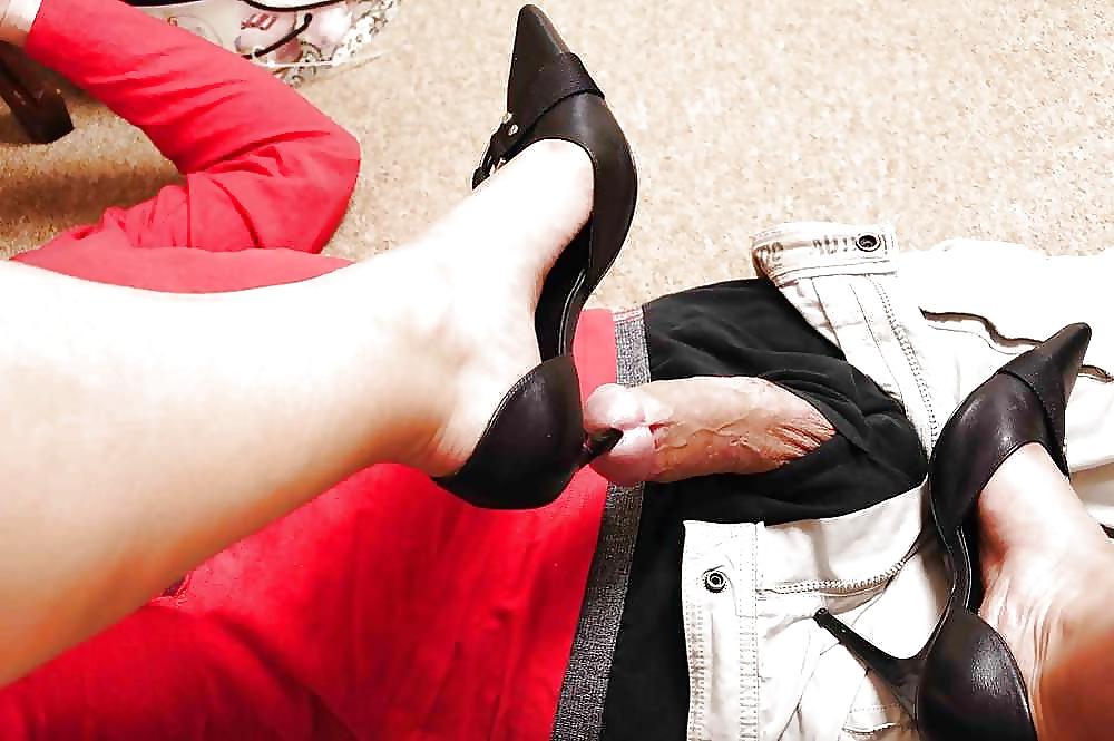 25P Women Sounding Cocks