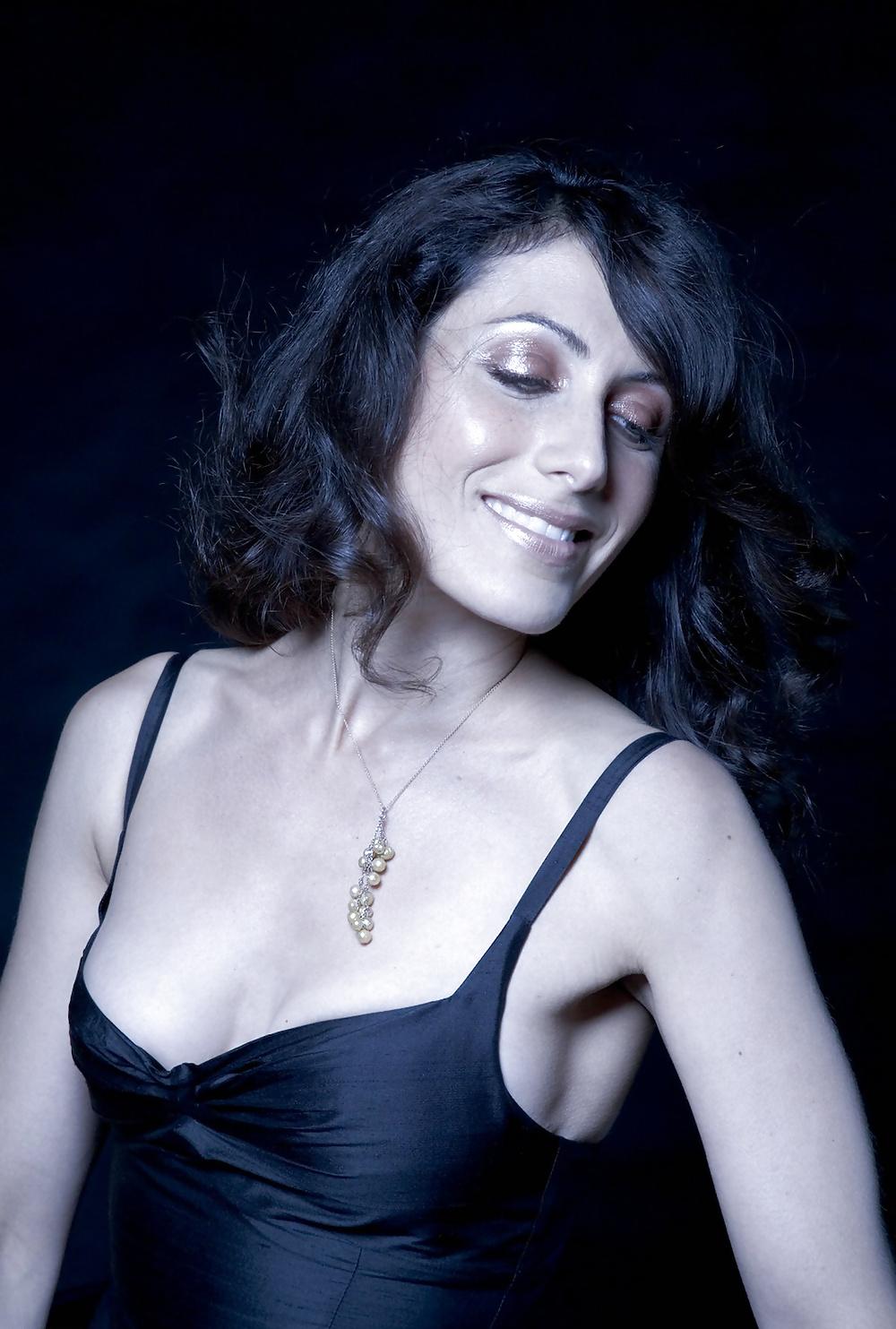 25P Lisa Edelstein aka Dr. Lisa Cuddy 2nd