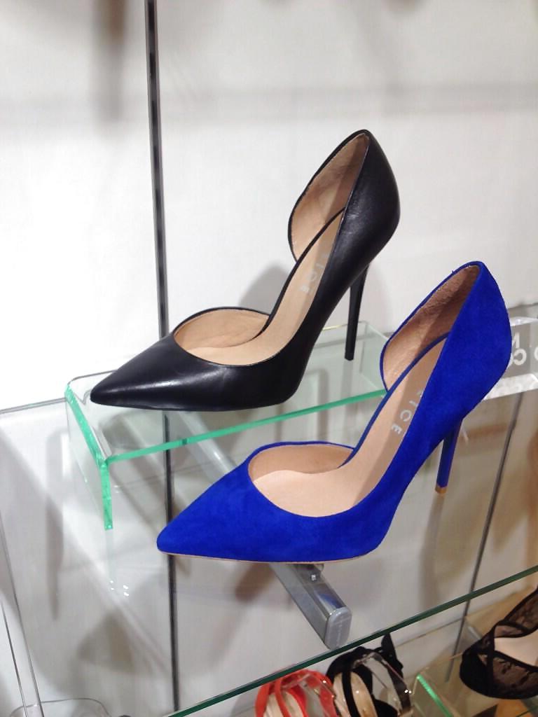 17P Mistresses,  Domination & Ballbusting Heels