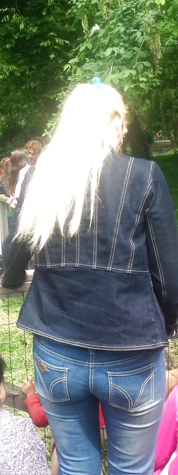 20P Spy ass old + young romanian