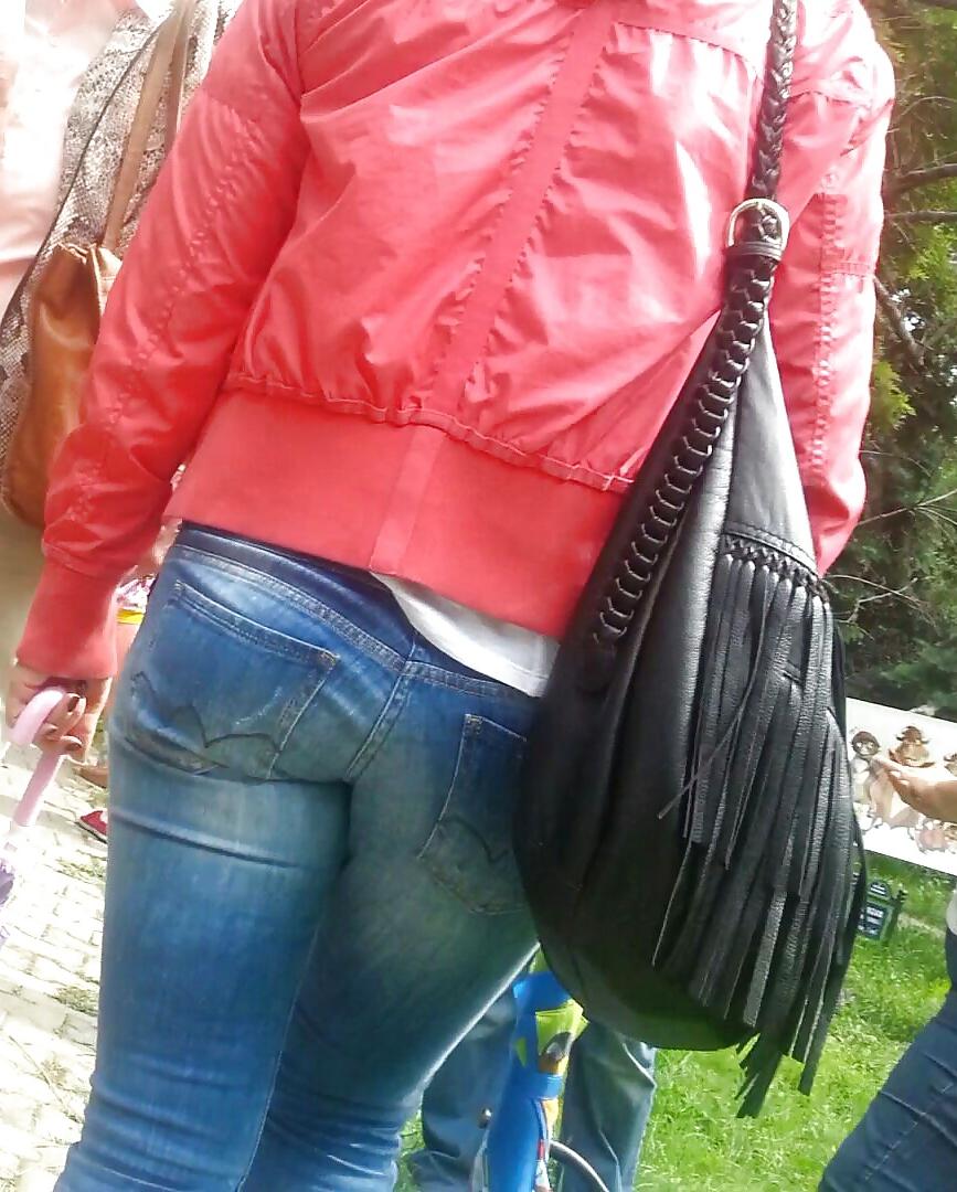 20P Spy ass old + young romanian