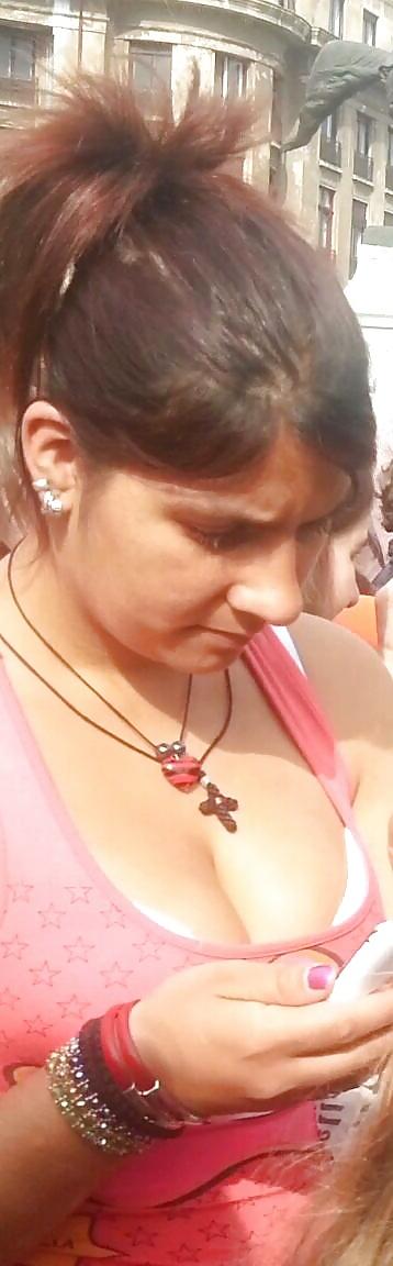 19P Spy hot boobs gipsy romanian