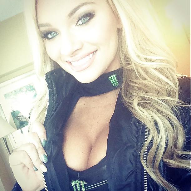25P Tara Booher - Monster Energy Girl