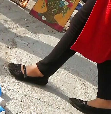 15P Spy feet and legs romanian