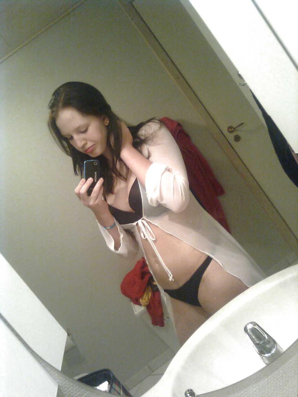 9P Dirty teens at home PICS!