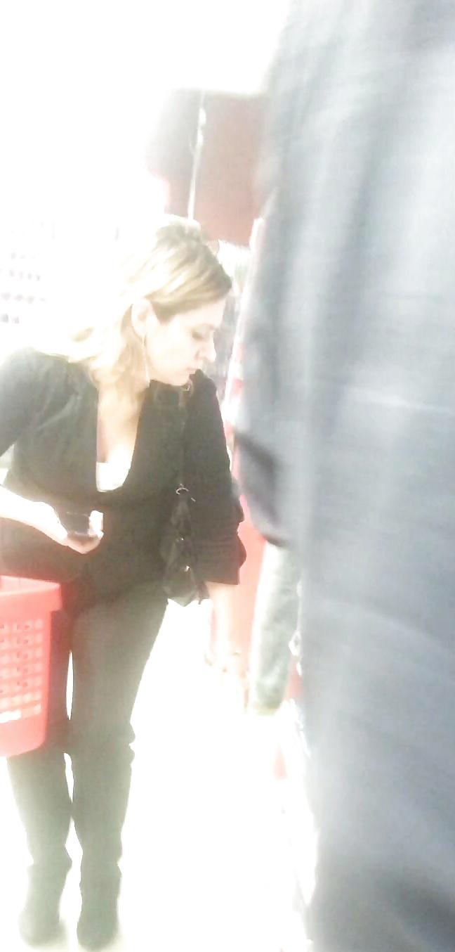 19P Spy old + young supermarket romanian