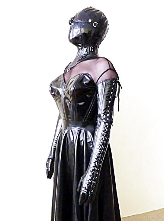 10P Rubber-doll