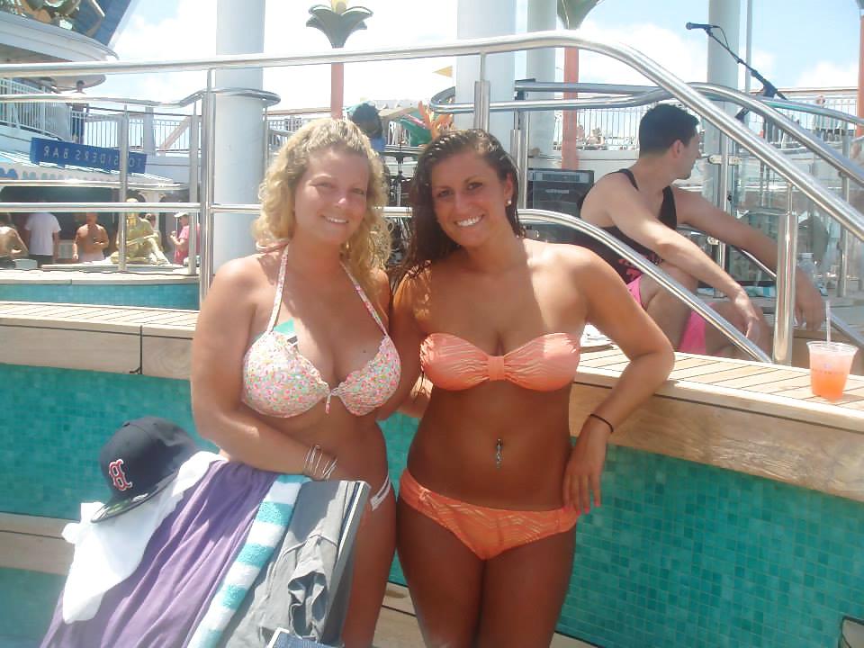 22P Monster tits katyrn, juli and felicia